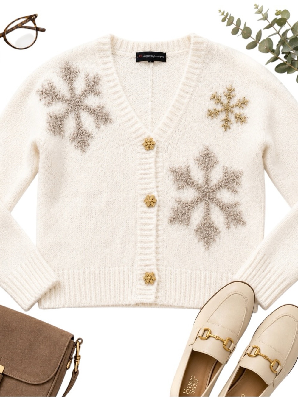 33 Degrees Ivory Snowflake Eyelash Knit Cardigan Gold Buttons Women’s Medium EUC